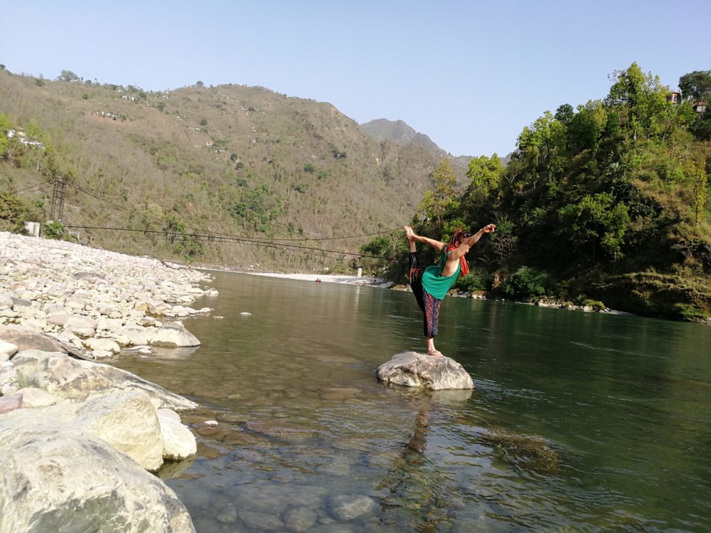 best yoga retreat in rishikesh
