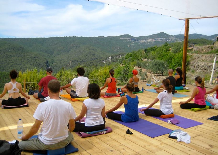yoga retreat in rishikesh, india | Yoga in Rishikesh